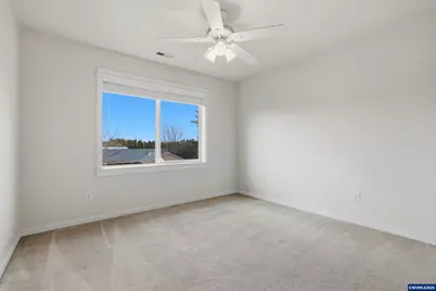 2319 N Roger Smith Dr, Newberg, OR 97132 - Photo 22