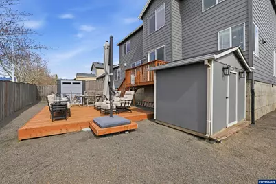 2319 N Roger Smith Dr, Newberg, OR 97132 - Photo 38