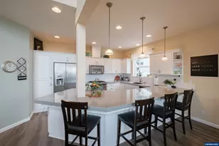 2835 Fillmore Ave NW, Salem, OR 97304 - Photo 12