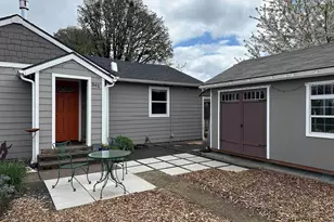 345 S 19th St, Philomath, OR 97370 - Photo 1