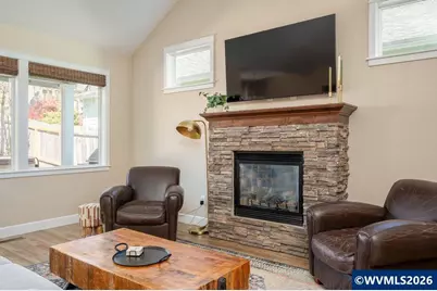 519 NW Hillcrest Dr, Dallas, OR 97338 - Photo 8