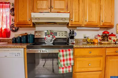 1530 Tamarack #17 St, Sweet Home, OR 97386 - Photo 10