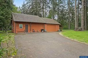 8732 Wildlife Ln SE, Salem, OR 97317 - Photo 8