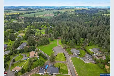 8732 Wildlife Ln SE, Salem, OR 97317 - Photo 6