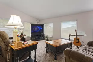 33150 Mt Pleasant Rd, Lebanon, OR 97355 - Photo 8