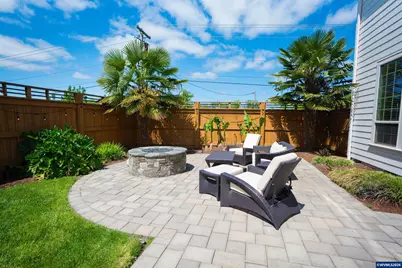 1750 SW Pinehurst Pl, Corvallis, OR 97333 - Photo 4