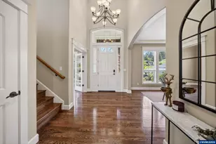 1750 SW Pinehurst Pl, Corvallis, OR 97333 - Photo 14