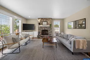 1750 SW Pinehurst Pl, Corvallis, OR 97333 - Photo 20