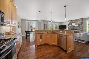 1750 SW Pinehurst Pl, Corvallis, OR 97333 - Photo 16