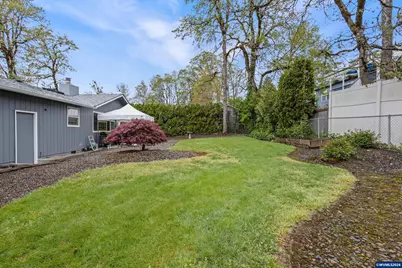 542 NW Douglas St, Dallas, OR 97338 - Photo 30