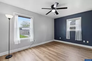 711 Fulton St SE, Albany, OR 97322 - Photo 12