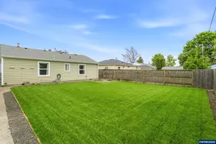 711 Fulton St SE, Albany, OR 97322 - Photo 22