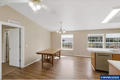 905 Mountain View Rd, Sweet Home, OR 97386 - Photo 14