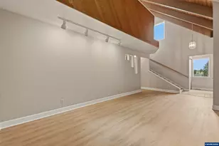 3696 Spring St S, Salem, OR 97302 - Photo 8