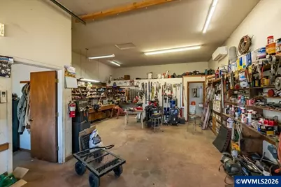 4716 Poinsettia St NE, Salem, OR 97305 - Photo 46