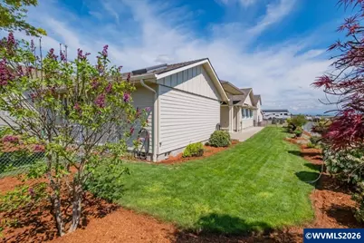 4716 Poinsettia St NE, Salem, OR 97305 - Photo 44