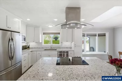 4716 Poinsettia St NE, Salem, OR 97305 - Photo 8