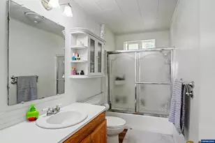 33724 Viewcrest Dr NE, Albany, OR 97322 - Photo 22