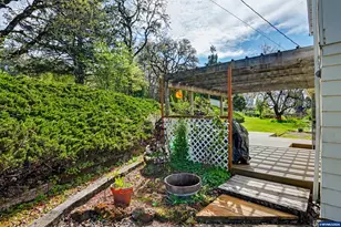 33724 Viewcrest Dr NE, Albany, OR 97322 - Photo 26