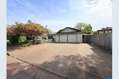 2427 NW Wayland St, Corvallis, OR 97330 - Photo 1