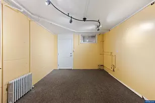 693 SW Hayter St, Dallas, OR 97338 - Photo 30