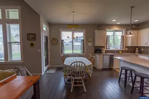 2628 NE Sonora Dr, Albany, OR 97321 - Photo 12