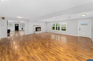 203 5th Ave, Sweet Home, OR 97386 - Photo 8