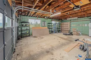 203 5th Ave, Sweet Home, OR 97386 - Photo 20