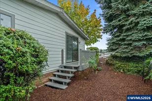 2120 Robins Ln SE, Salem, OR 97306 - Photo 32