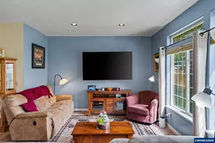 860 N 2nd St, Silverton, OR 97381 - Photo 8
