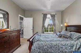 860 N 2nd St, Silverton, OR 97381 - Photo 18