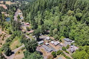 42705 N River Dr, Sweet Home, OR 97386 - Photo 30