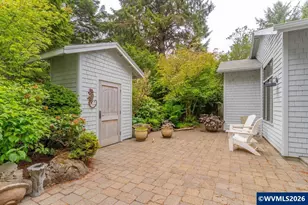 108 Ridge Crest Rd, Gleneden Beach, OR 97388 - Photo 6