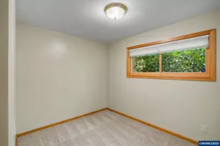 2465 Crestview Dr S, Salem, OR 97302 - Photo 18