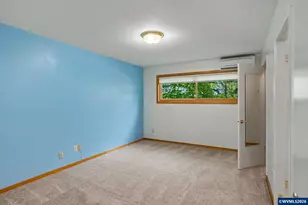2465 Crestview Dr S, Salem, OR 97302 - Photo 18