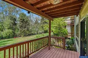 2465 Crestview Dr S, Salem, OR 97302 - Photo 32