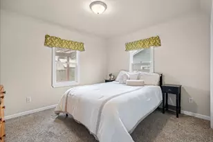 357 E St, Independence, OR 97351 - Photo 18