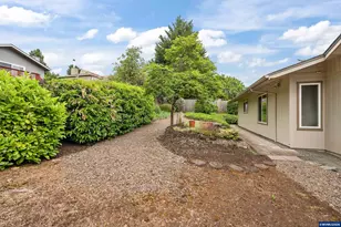 3030 NW Princess St, Corvallis, OR 97330 - Photo 40