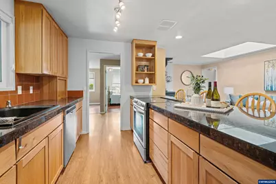 3030 NW Princess St, Corvallis, OR 97330 - Photo 6