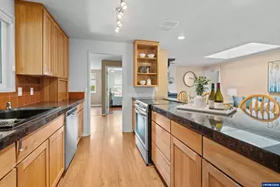 3030 NW Princess St, Corvallis, OR 97330 - Photo 6