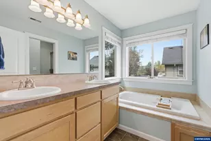 301 SW Bell Dr, Dallas, OR 97338 - Photo 20