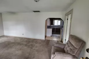 164 SE Hankel St, Dallas, OR 97338 - Photo 4