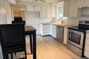 747 49th Ave SE, Salem, OR 97317 - Photo 6