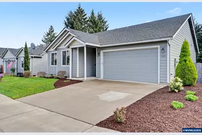 415 NW 6th St, Willamina, OR 97396 - Photo 2