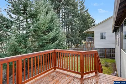 415 NW 6th St, Willamina, OR 97396 - Photo 28