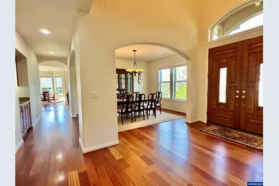 3670 NW Goldfinch Dr, Corvallis, OR 97330 - Photo 2