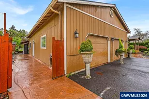 23501 NE Sunnycrest Rd, Newberg, OR 97132 - Photo 4