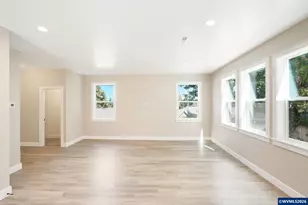 160 Salem Heights Ave S, Salem, OR 97302 - Photo 10