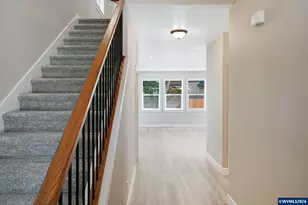 160 Salem Heights Ave S, Salem, OR 97302 - Photo 8