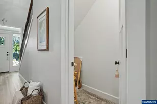 160 Salem Heights Ave S, Salem, OR 97302 - Photo 20